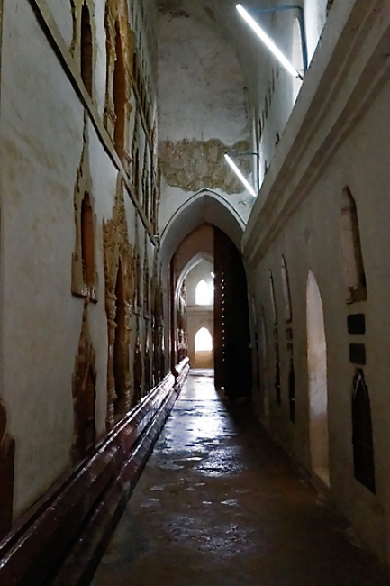 Pagan-Shwe San Daw-062